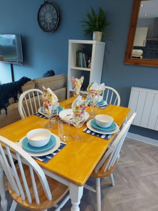 Villa Galwad Y Mor A Coastal Escape In Pembrokeshire'S National Parks Lamphey Exterior foto
